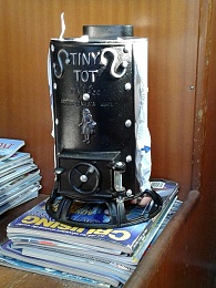 Click image for larger version

Name:	Tine Tot Stove Installation 14 Oct 2014 #2.jpeg
Views:	162
Size:	100.5 KB
ID:	133326
