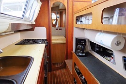Click image for larger version

Name:	e 50  Galley to Pantry.jpg
Views:	345
Size:	52.0 KB
ID:	140902