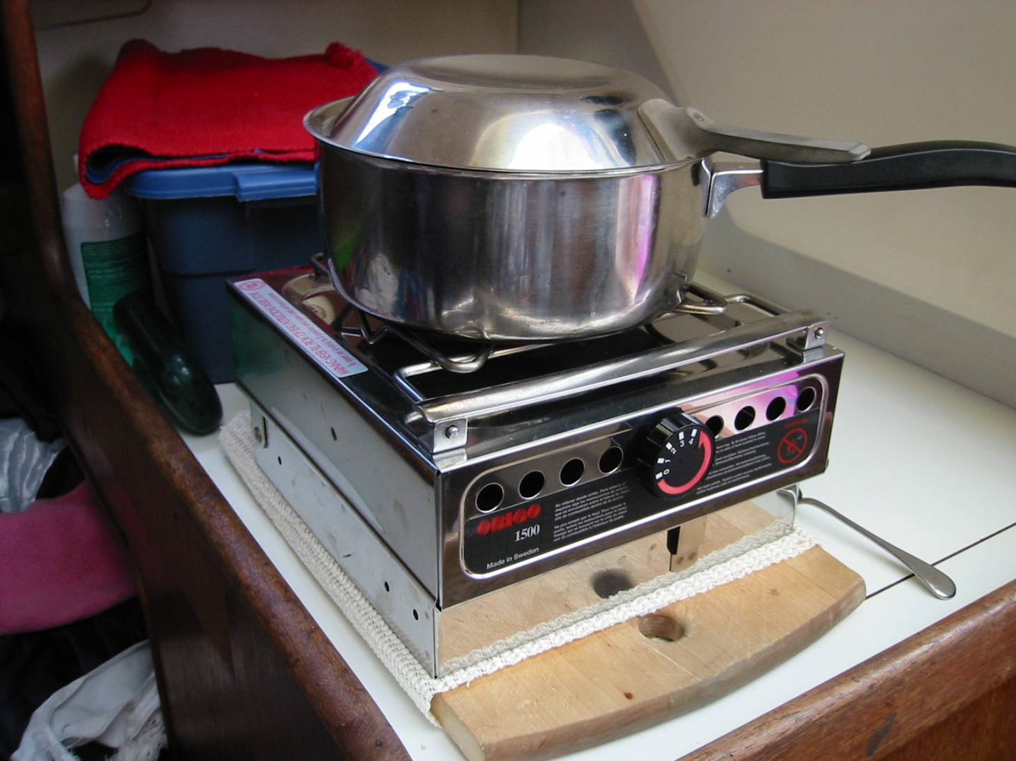WALL LENK CORPORATION Click 2 Cook Stainless Butane Stove
