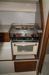 Click image for larger version

Name:	1997_Gemini_105_Galley_Stove.jpg
Views:	913
Size:	401.4 KB
ID:	176079