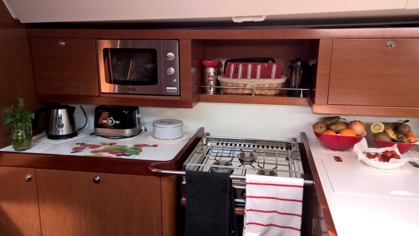 What is The Best Thing to Hold Down Items in Your RV? - Museum Putty  Showdown 