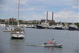 Click image for larger version

Name:	Rozelle Bay - Escangdo.JPG
Views:	607
Size:	42.8 KB
ID:	2395