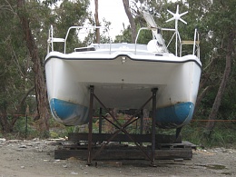 Click image for larger version

Name:	Boat repairs in progress at Yaringa. June 2012 007.jpg
Views:	265
Size:	424.3 KB
ID:	42451