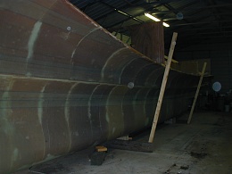 Click image for larger version

Name:	inboard side of starboard hull - Copy.jpg
Views:	687
Size:	391.0 KB
ID:	66665