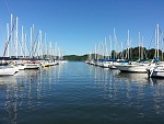 Our first home, the club where we took our first lessons. Lake Guntersville Sailing Club on the TN river.  When we put the boat in there, we didn't...