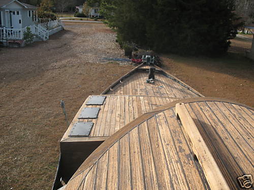 from the roof of the strange oversize cabin