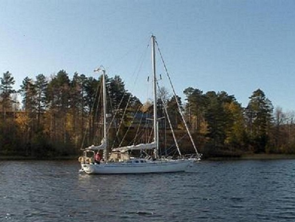 Entering a harbor of Korpilahti at Lake Pijnne, Finland