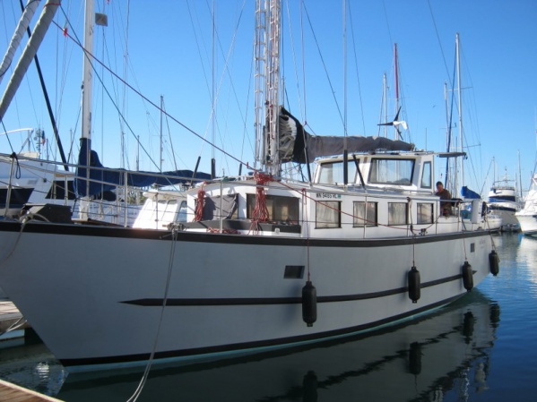 eKhaya, 47' steel sloop