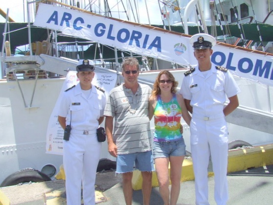 Ken n Cheryl with Colombian sailors