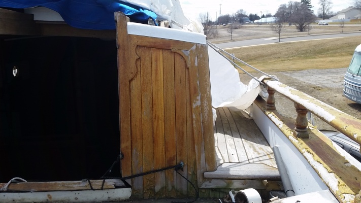 Starboard hatch and gunwhale