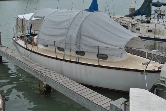 Sun shade, access flap opened